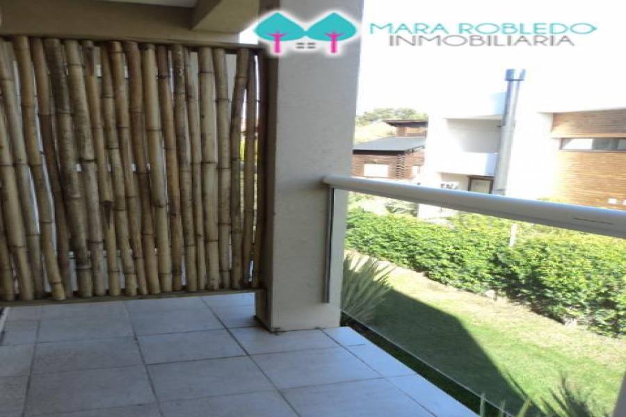 Valeria del Mar,Buenos Aires,Argentina,2 Bedrooms Bedrooms,2 BathroomsBathrooms,Duplex-Triplex,LOS JUNCALES,SEAVER,4511