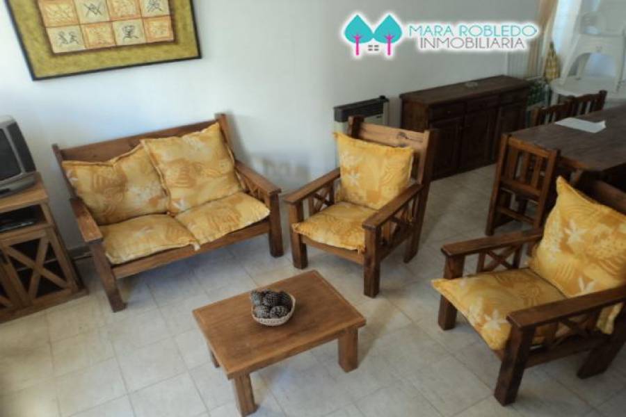 Valeria del Mar,Buenos Aires,Argentina,2 Bedrooms Bedrooms,2 BathroomsBathrooms,Duplex-Triplex,LOS JUNCALES,SEAVER,4511