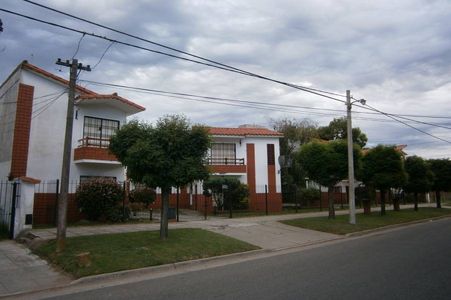 Santa Teresita,Buenos Aires,Argentina,2 Bedrooms Bedrooms,2 BathroomsBathrooms,Duplex-Triplex,45,40693