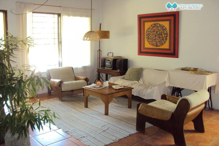 Valeria del Mar,Buenos Aires,Argentina,3 Bedrooms Bedrooms,1 BañoBathrooms,Casas,URQUIZA ,4512