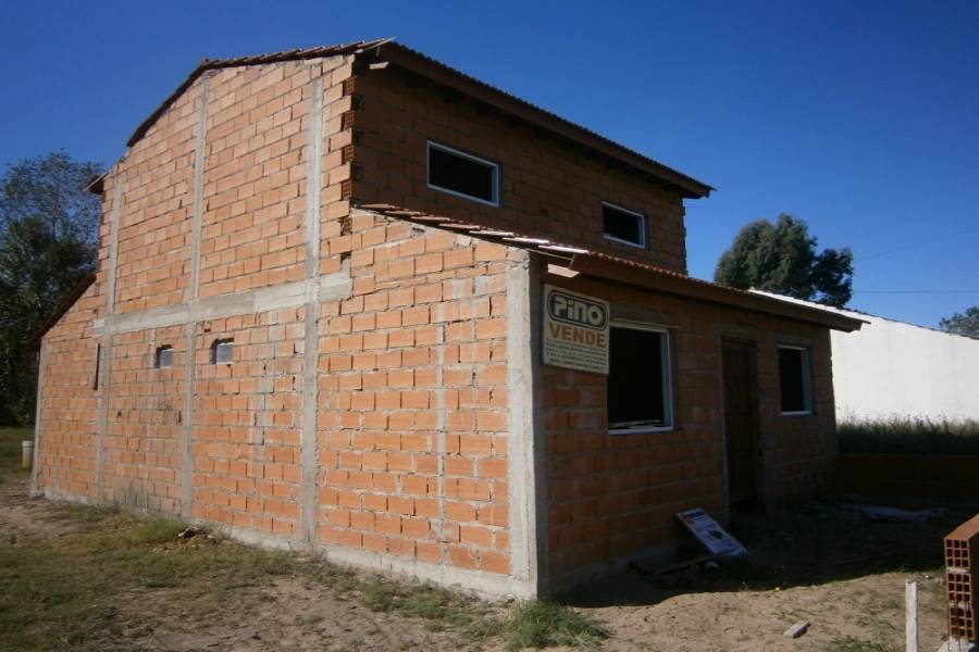 Mar del Tuyu,Buenos Aires,Argentina,3 Bedrooms Bedrooms,2 BathroomsBathrooms,Duplex-Triplex,73,40701
