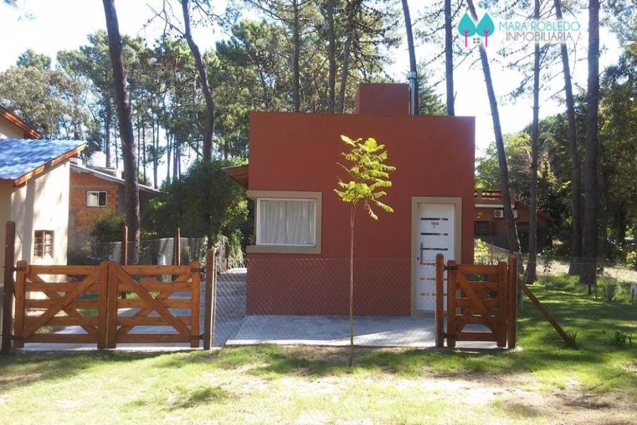 Valeria del Mar,Buenos Aires,Argentina,2 Bedrooms Bedrooms,2 BathroomsBathrooms,Casas,YANEZ PINZON,4513