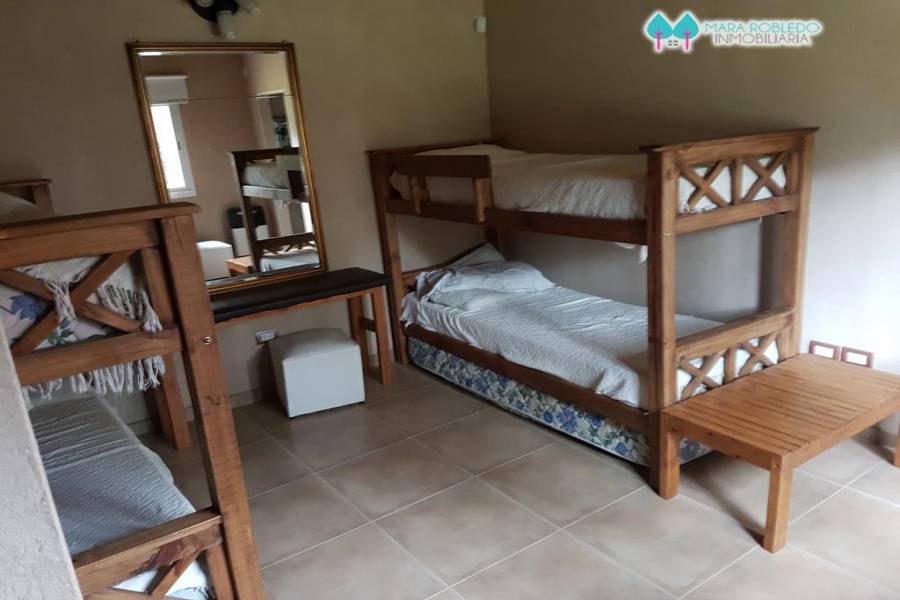 Valeria del Mar,Buenos Aires,Argentina,2 Bedrooms Bedrooms,2 BathroomsBathrooms,Casas,YANEZ PINZON,4513
