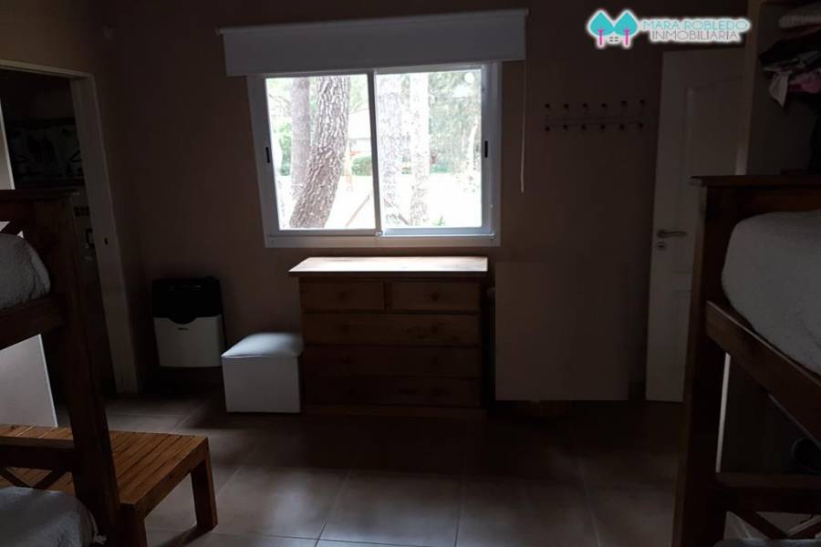 Valeria del Mar,Buenos Aires,Argentina,2 Bedrooms Bedrooms,2 BathroomsBathrooms,Casas,YANEZ PINZON,4513
