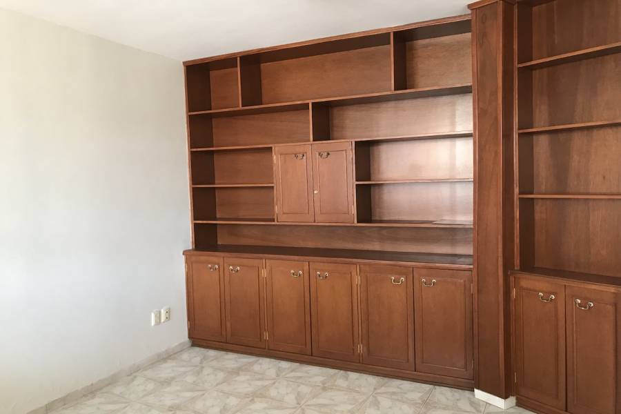 San Pedro Tlaquepaque, Jalisco, Mexico, 4 Bedrooms Bedrooms, ,2 BathroomsBathrooms,Casas,Venta,Camino Real a Colima ,2,40737