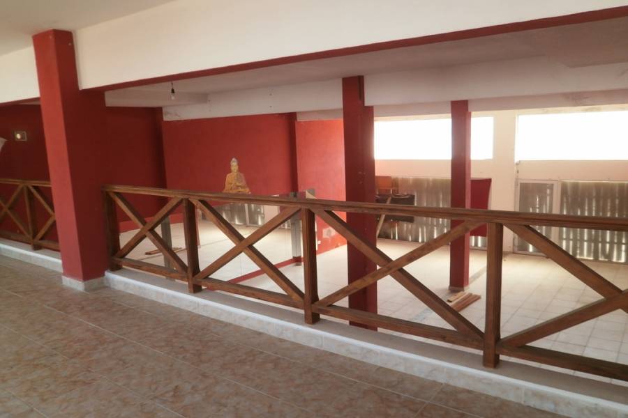 Santa Teresita, Buenos Aires, Argentina, ,2 BathroomsBathrooms,Locales,Venta,34,40748