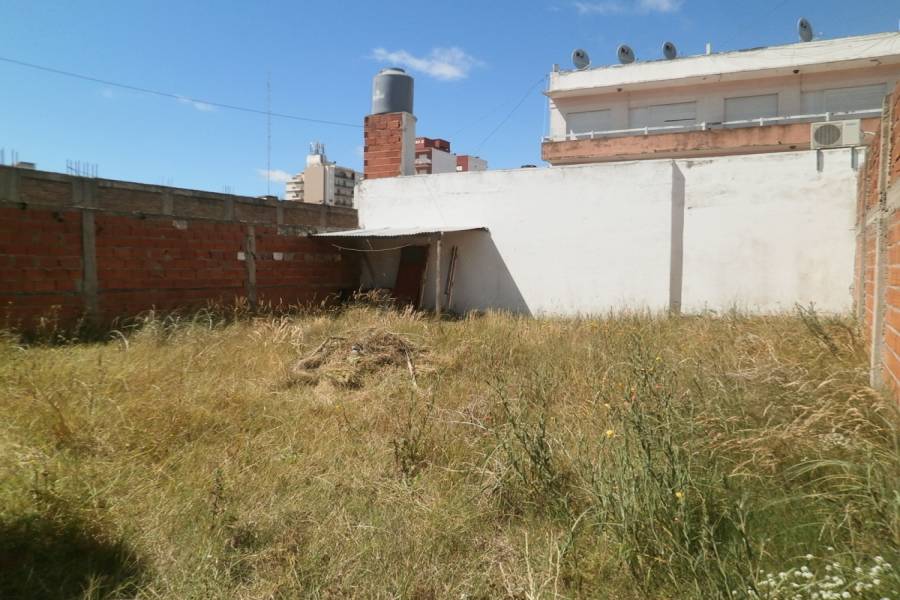 Santa Teresita, Buenos Aires, Argentina, ,2 BathroomsBathrooms,Locales,Venta,34,40748