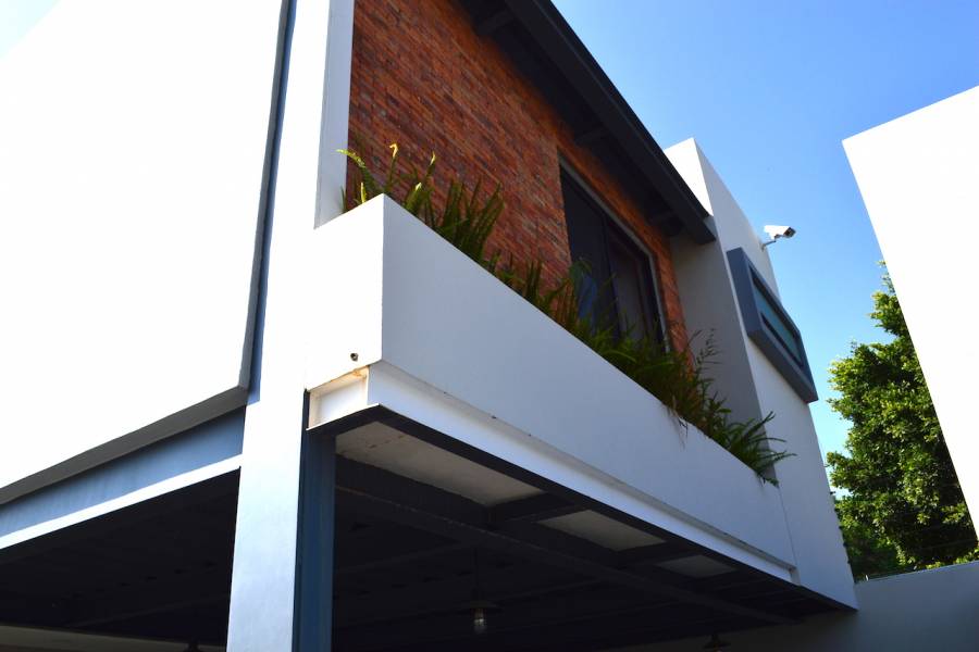 Zapopan, Jalisco, Mexico, 3 Bedrooms Bedrooms, ,5 BathroomsBathrooms,Casas,Venta,Los Robles ,40899