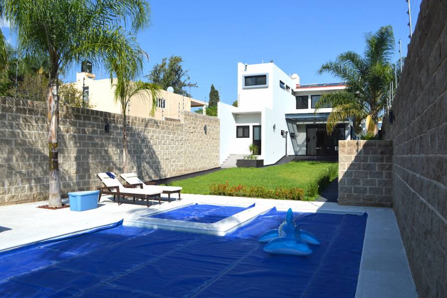 Zapopan, Jalisco, Mexico, 3 Bedrooms Bedrooms, ,5 BathroomsBathrooms,Casas,Venta,Los Robles ,40899