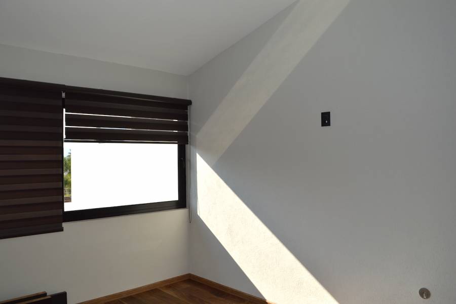 Zapopan, Jalisco, Mexico, 3 Bedrooms Bedrooms, ,5 BathroomsBathrooms,Casas,Venta,Los Robles ,40899