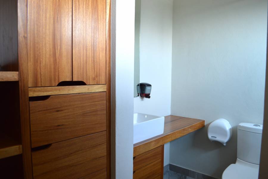 Zapopan, Jalisco, Mexico, 3 Bedrooms Bedrooms, ,5 BathroomsBathrooms,Casas,Venta,Los Robles ,40899