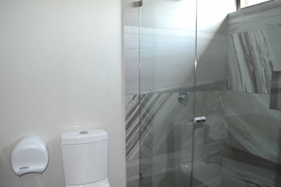 Zapopan, Jalisco, Mexico, 3 Bedrooms Bedrooms, ,5 BathroomsBathrooms,Casas,Venta,Los Robles ,40899