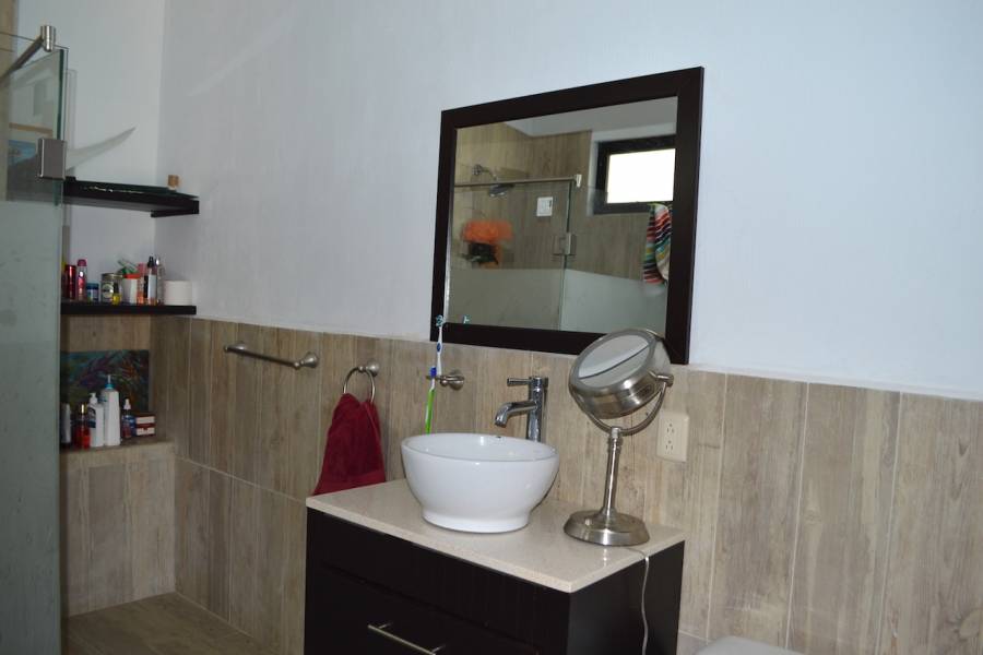 Zapopan, Jalisco, Mexico, 6 Bedrooms Bedrooms, ,5 BathroomsBathrooms,Casas,Venta,Camino a San Esteban,2,40967