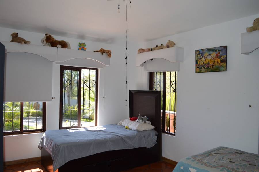 Zapopan, Jalisco, Mexico, 6 Bedrooms Bedrooms, ,5 BathroomsBathrooms,Casas,Venta,Camino a San Esteban,2,40967