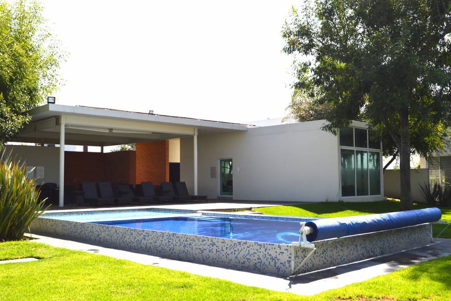 Zapopan, Jalisco, Mexico, 3 Bedrooms Bedrooms, ,4 BathroomsBathrooms,Casas,Venta,Ramón Corona ,2,40982