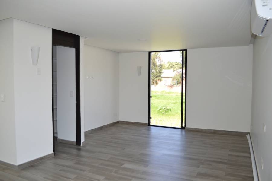 Zapopan, Jalisco, Mexico, 3 Bedrooms Bedrooms, ,4 BathroomsBathrooms,Casas,Venta,Ramón Corona ,2,40982