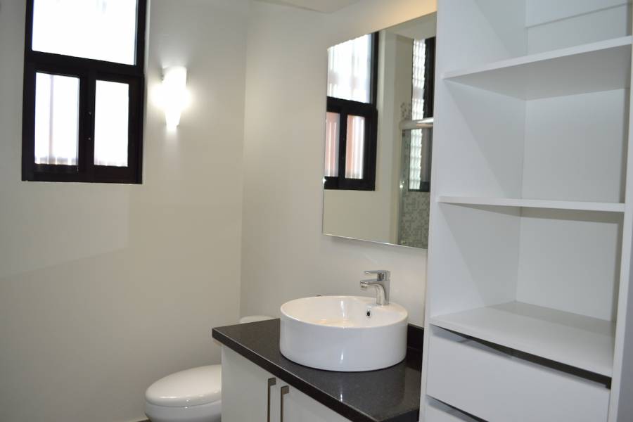 Zapopan, Jalisco, Mexico, 3 Bedrooms Bedrooms, ,4 BathroomsBathrooms,Casas,Venta,Ramón Corona ,2,40982