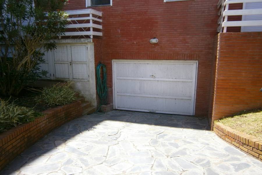 Santa Teresita, Buenos Aires, Argentina, 1 Dormitorio Bedrooms, ,1 BañoBathrooms,Apartamentos,Temporario, 39 ,40987