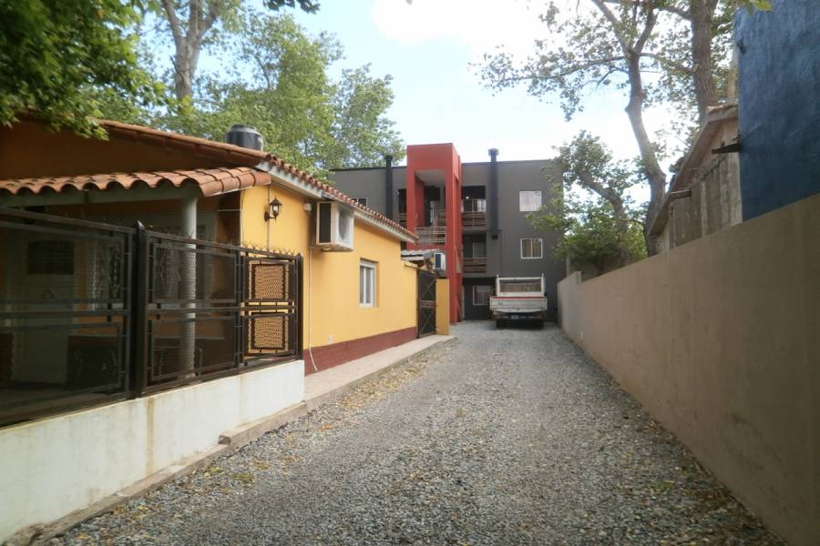 Santa Teresita, Buenos Aires, Argentina, 2 Bedrooms Bedrooms, ,1 BañoBathrooms,Apartamentos,Temporario,33,1,40991