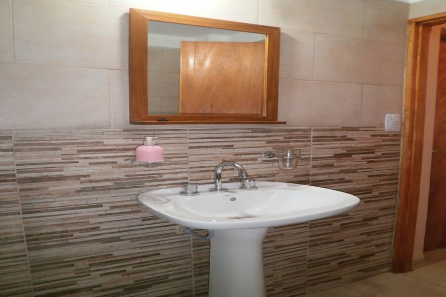 Santa Teresita, Buenos Aires, Argentina, 2 Bedrooms Bedrooms, ,1 BañoBathrooms,Apartamentos,Temporario,33,1,40991