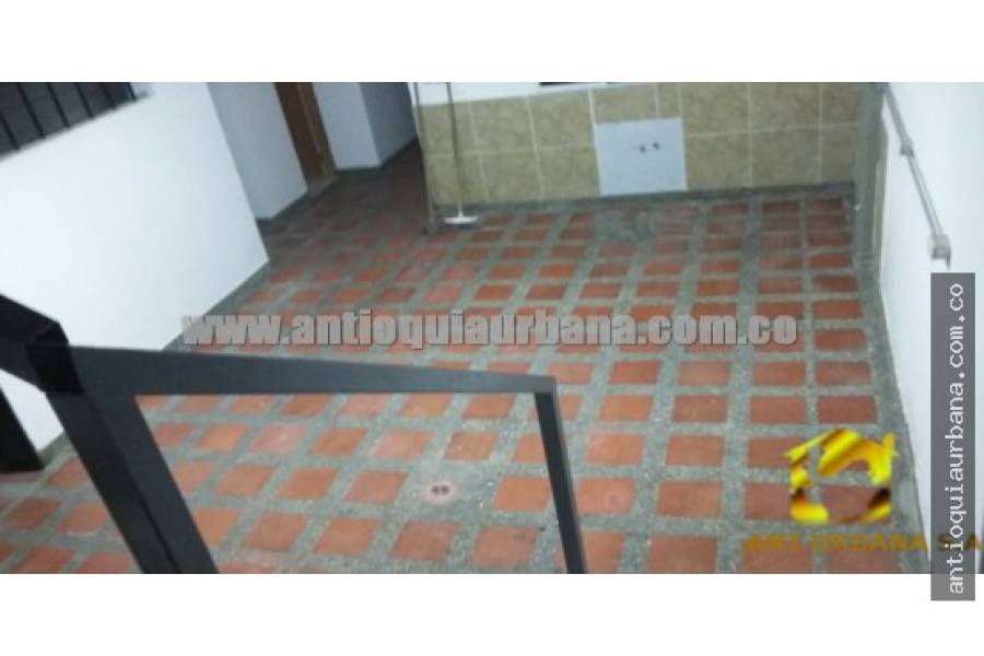 Medellin, Antioquia, Colombia, ,3 BathroomsBathrooms,Bodegas,Alquiler-Arriendo,CARRERA 65,41003