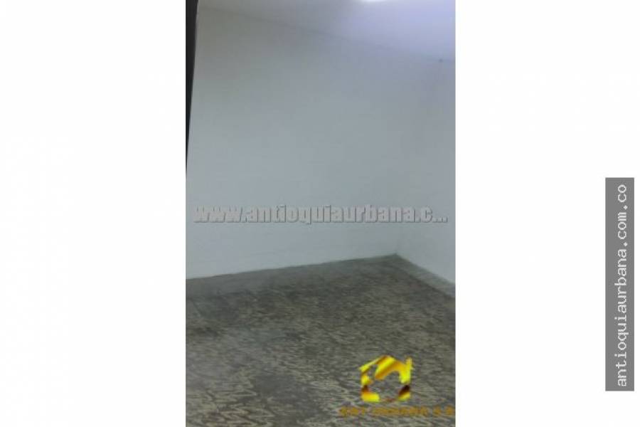 Medellin, Antioquia, Colombia, ,3 BathroomsBathrooms,Bodegas,Alquiler-Arriendo,CARRERA 65,41003