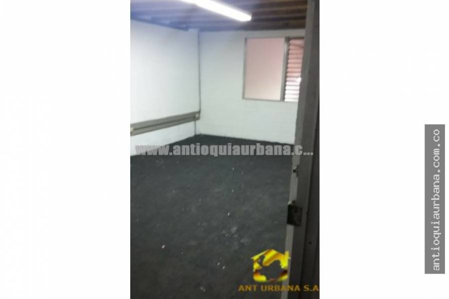 Medellin, Antioquia, Colombia, ,3 BathroomsBathrooms,Bodegas,Alquiler-Arriendo,CARRERA 65,41003