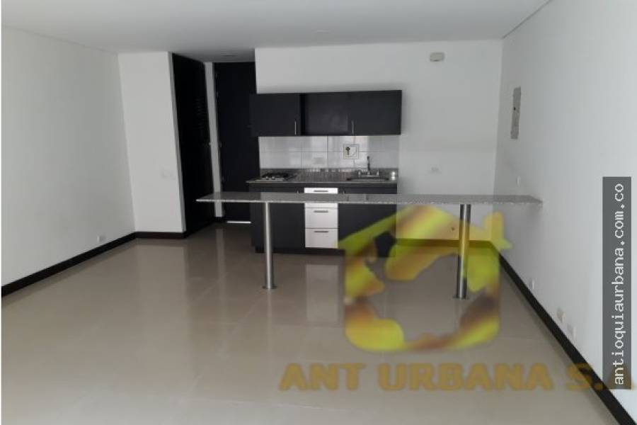 Medellin, Antioquia, Colombia, ,Estudio,Alquiler-Arriendo,CALLE 7,41018