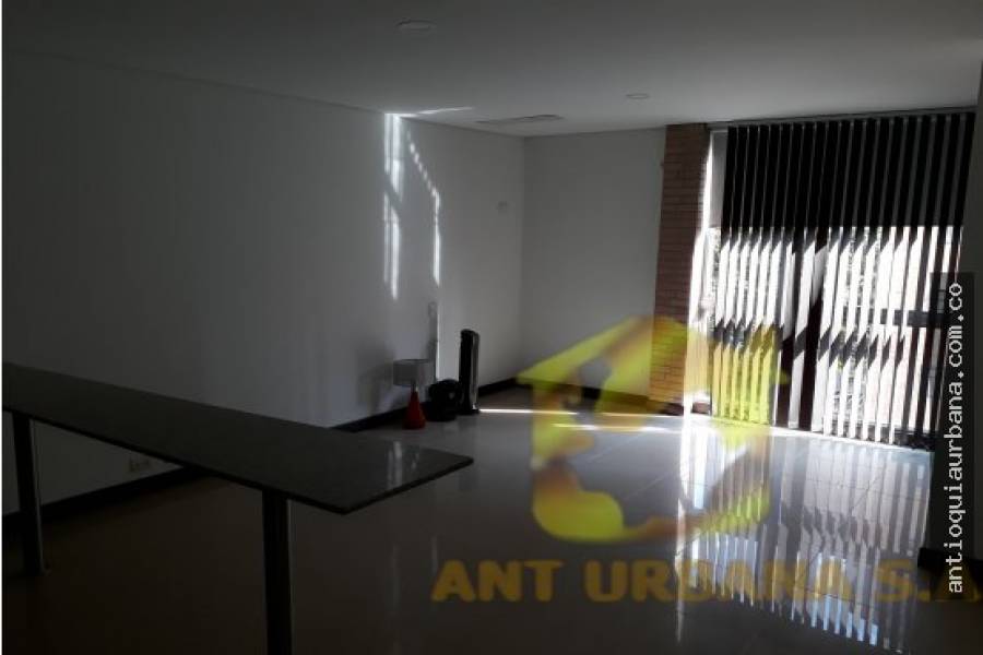 Medellin, Antioquia, Colombia, ,Estudio,Alquiler-Arriendo,CALLE 7,41018