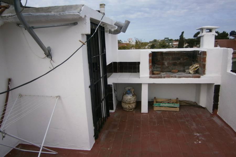 Santa Teresita, Buenos Aires, Argentina, 1 Dormitorio Bedrooms, ,1 BañoBathrooms,Apartamentos,Temporario,47,41035
