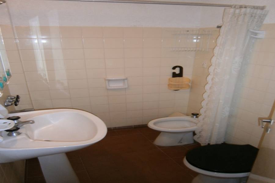 Santa Teresita, Buenos Aires, Argentina, 1 Dormitorio Bedrooms, ,1 BañoBathrooms,Apartamentos,Temporario,41,1,41085