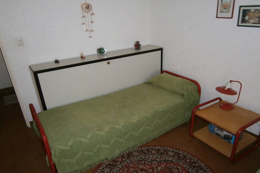 Santa Teresita, Buenos Aires, Argentina, 1 Dormitorio Bedrooms, ,1 BañoBathrooms,Apartamentos,Temporario,41,1,41085