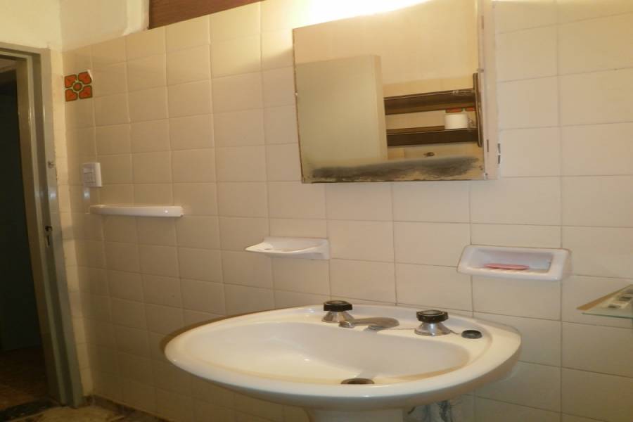 Santa Teresita, Buenos Aires, Argentina, 1 Dormitorio Bedrooms, ,1 BañoBathrooms,Apartamentos,Temporario,3,2,41090