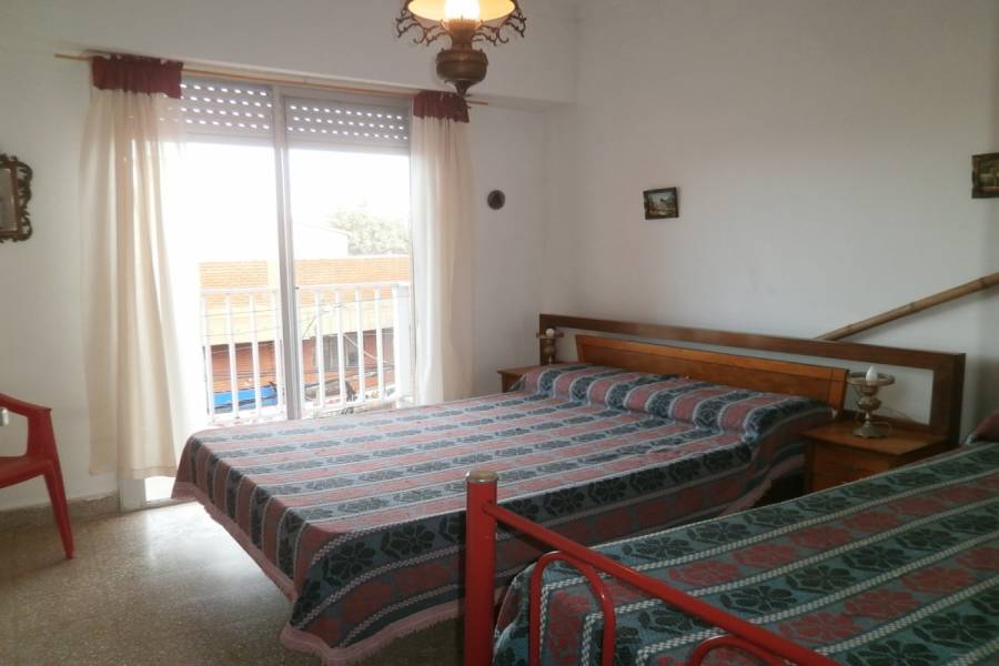Santa Teresita, Buenos Aires, Argentina, 1 Dormitorio Bedrooms, ,1 BañoBathrooms,Apartamentos,Temporario,3,2,41090