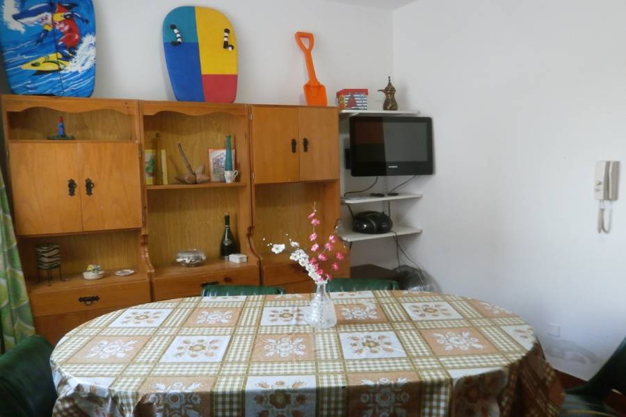 Santa Teresita, Buenos Aires, Argentina, 1 Dormitorio Bedrooms, ,1 BañoBathrooms,Apartamentos,Temporario,28,3,41092