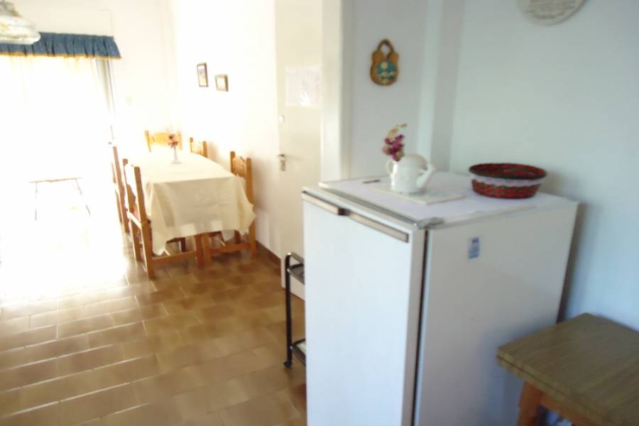 Santa Teresita, Buenos Aires, Argentina, 1 Dormitorio Bedrooms, ,1 BañoBathrooms,Apartamentos,Temporario,48 ,1,41145