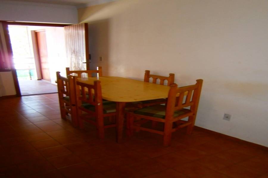 Santa Teresita, Buenos Aires, Argentina, 1 Dormitorio Bedrooms, ,1 BañoBathrooms,Apartamentos,Temporario,38,1,41150