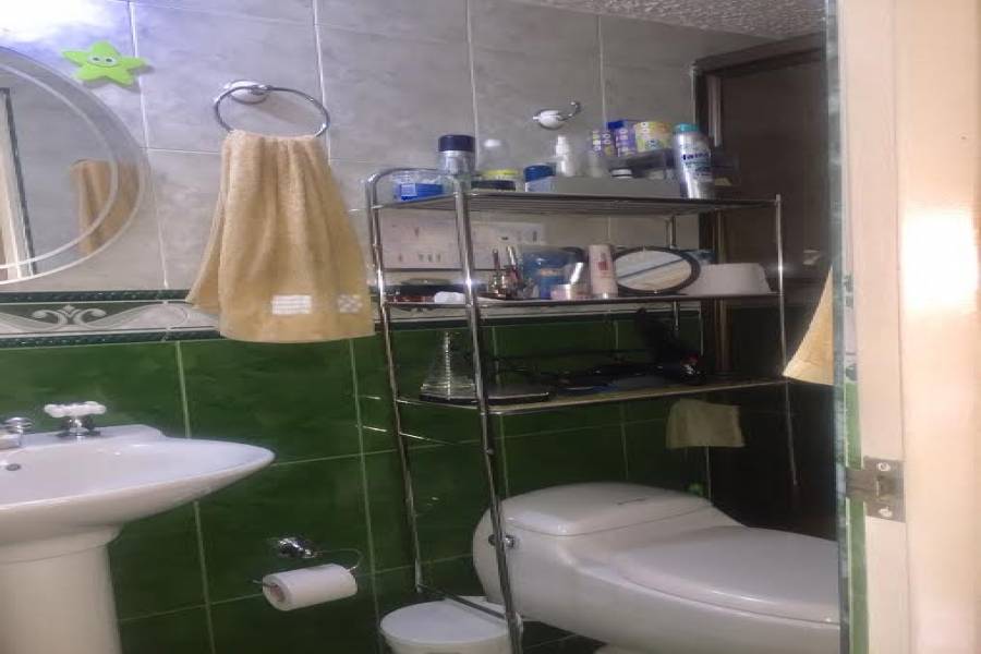 Bogotá D.C, Cundinamarca, Colombia, 4 Bedrooms Bedrooms, ,2 BathroomsBathrooms,Casas,Venta,CARRERA 72 A ,41160