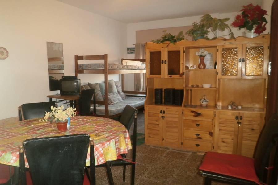 Santa Teresita, Buenos Aires, Argentina, 1 Dormitorio Bedrooms, ,1 BañoBathrooms,Apartamentos,Temporario,36,3,41164