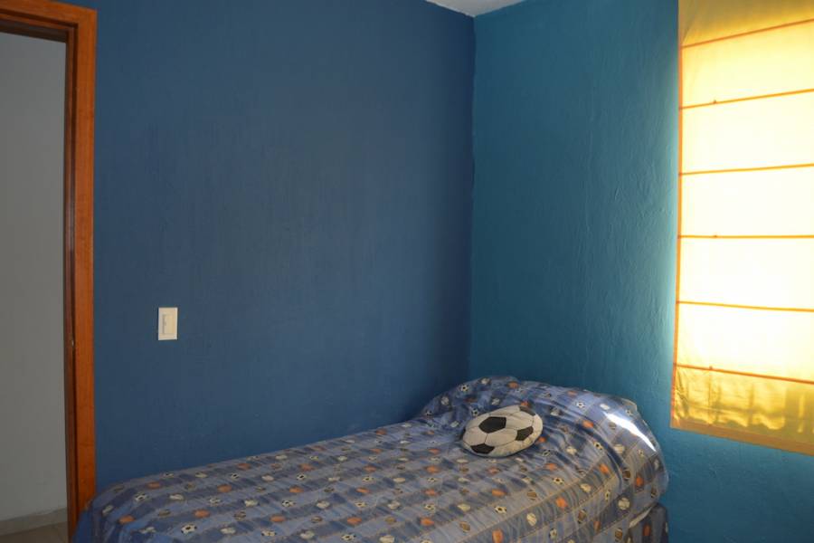 Zapopan, Jalisco, Mexico, 5 Bedrooms Bedrooms, ,3 BathroomsBathrooms,Casas,Venta, Fray Jose Cavaller,41180