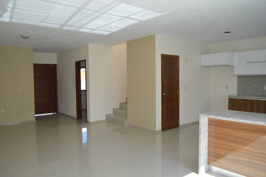Zapopan, Jalisco, Mexico, 3 Bedrooms Bedrooms, ,2 BathroomsBathrooms,Casas,Venta,Valle Imperial,41181