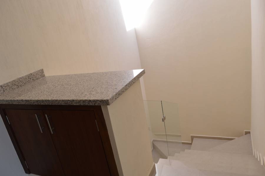 Zapopan, Jalisco, Mexico, 3 Bedrooms Bedrooms, ,2 BathroomsBathrooms,Casas,Venta,Valle Imperial,41181