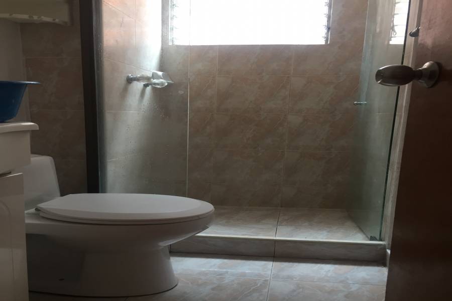Bogotá D.C, Cundinamarca, Colombia, 2 Bedrooms Bedrooms, ,2 BathroomsBathrooms,Apartamentos,Alquiler-Arriendo,ALAMEDA DE BRITALIA ,CARRERA 56 ,4,41182
