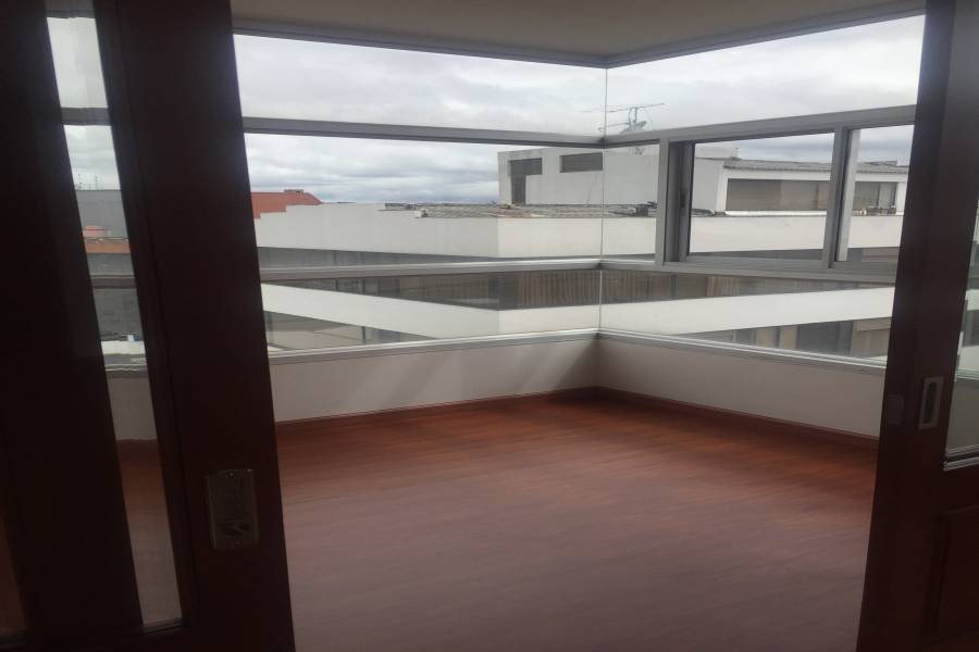 Bogotá D.C, Cundinamarca, Colombia, 3 Bedrooms Bedrooms, ,3 BathroomsBathrooms,Apartamentos,Venta,CALLE 106 ,41194