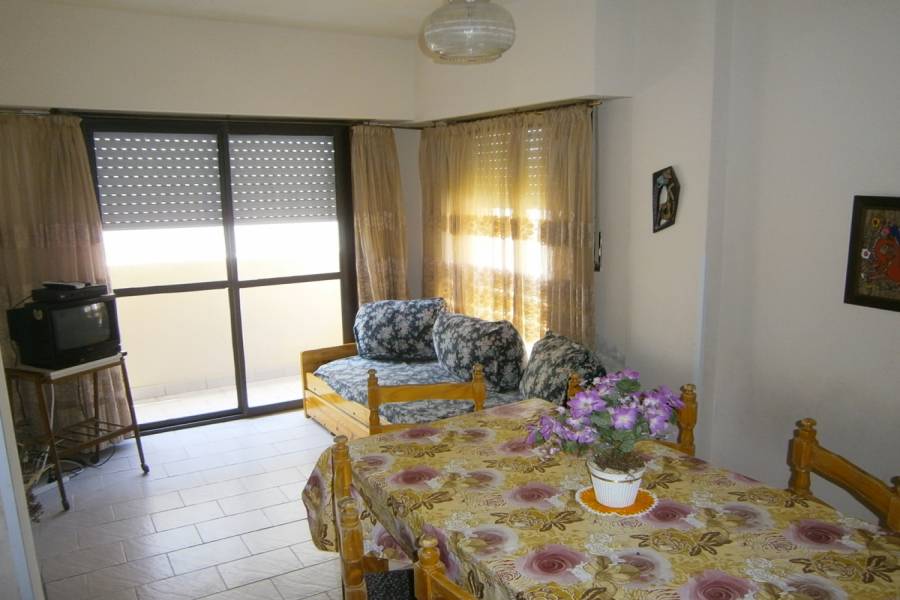 Santa Teresita, Buenos Aires, Argentina, 1 Dormitorio Bedrooms, ,1 BañoBathrooms,Apartamentos,Temporario,36,1,41236