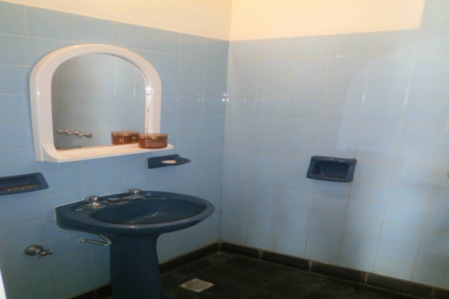 Santa Teresita, Buenos Aires, Argentina, 2 Bedrooms Bedrooms, ,1 BañoBathrooms,PH Tipo Casa,Temporario,30,41243
