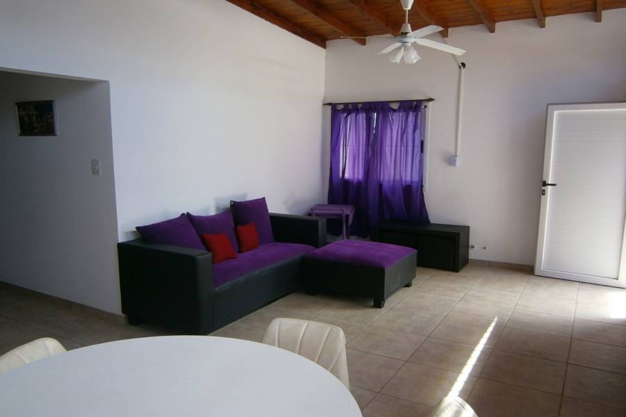 Santa Teresita, Buenos Aires, Argentina, 2 Bedrooms Bedrooms, ,1 BañoBathrooms,PH Tipo Casa,Temporario,5,41263