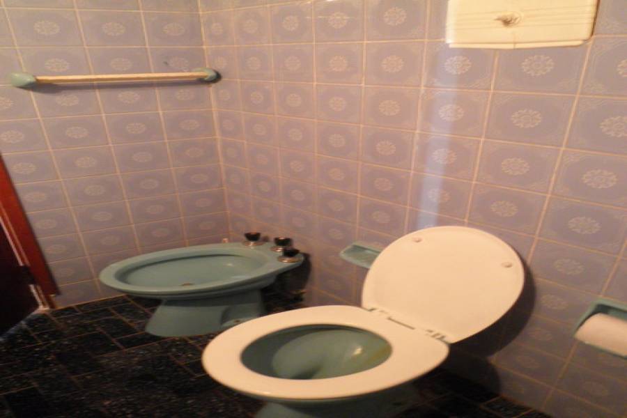 Santa Teresita, Buenos Aires, Argentina, 2 Bedrooms Bedrooms, ,1 BañoBathrooms,PH Tipo Casa,Temporario,1,41264