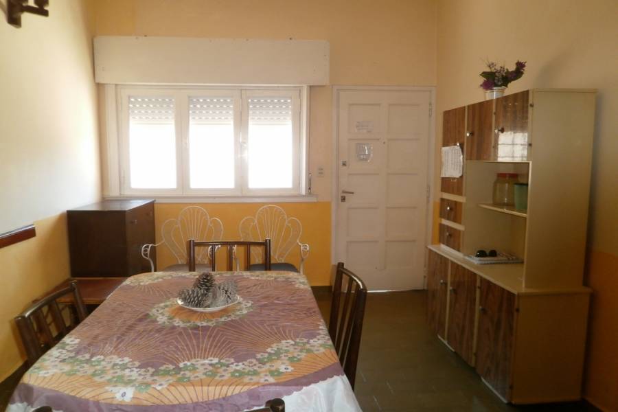 Santa Teresita, Buenos Aires, Argentina, 1 Dormitorio Bedrooms, ,1 BañoBathrooms,PH Tipo Casa,Temporario,5,41267