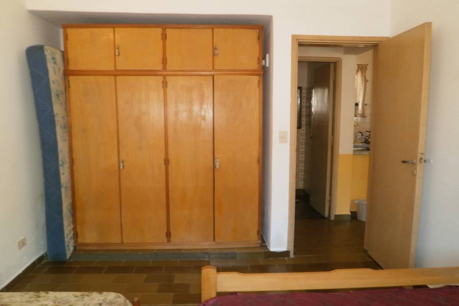 Santa Teresita, Buenos Aires, Argentina, 1 Dormitorio Bedrooms, ,1 BañoBathrooms,PH Tipo Casa,Temporario,5,41267